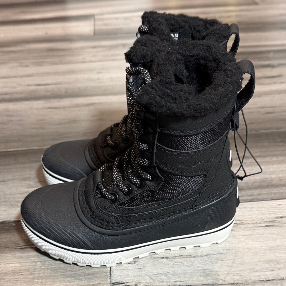NWT Quiksilver Black Lace-Up Winter Boots with Faux Fur Collar - Picture 3 of 10